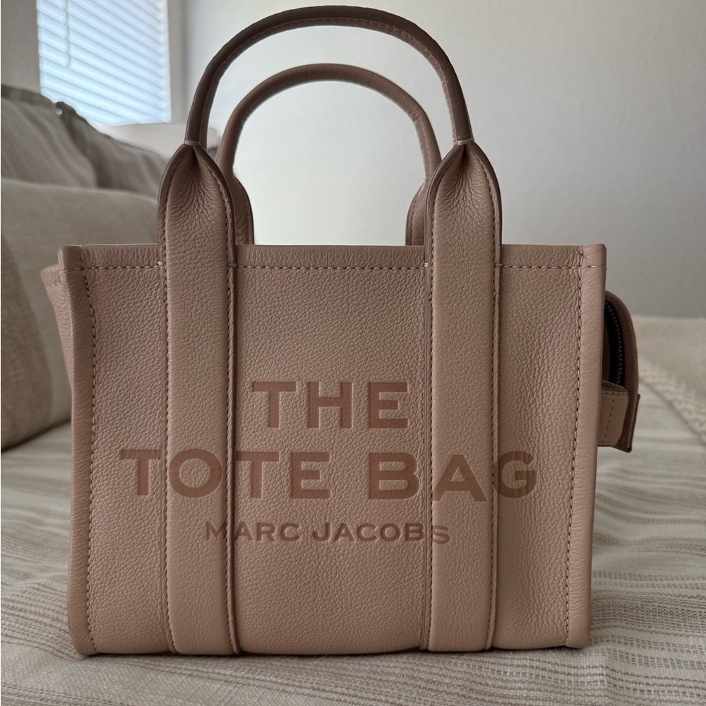 Marc Jacobs light pink tote bag